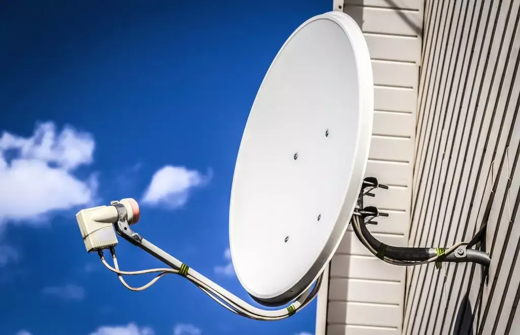 Réglage d'une parabole satellite